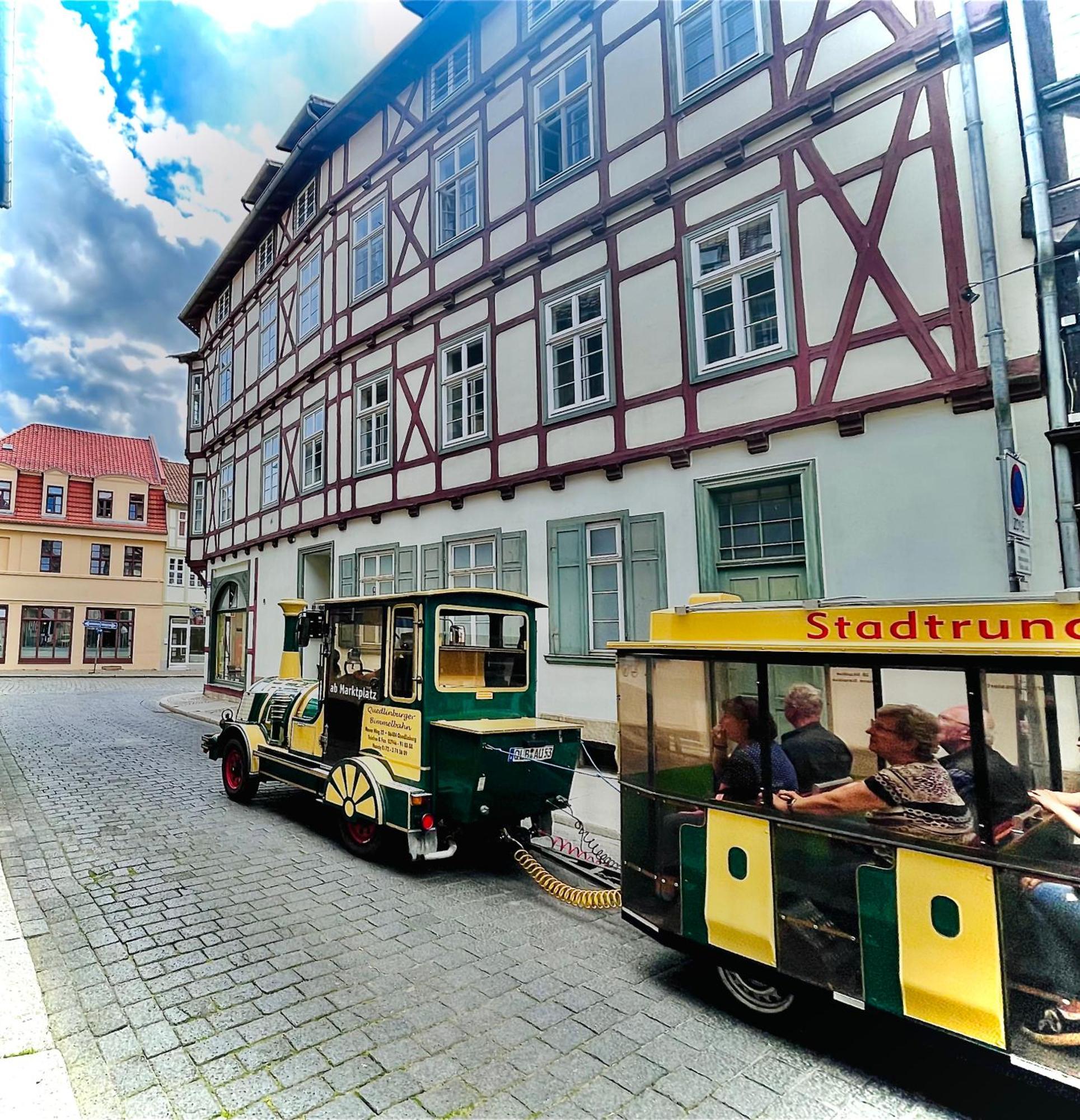 Fachwerktraeume - 35M² Weltkulturerbe Apartment Quedlinburg Luaran gambar
